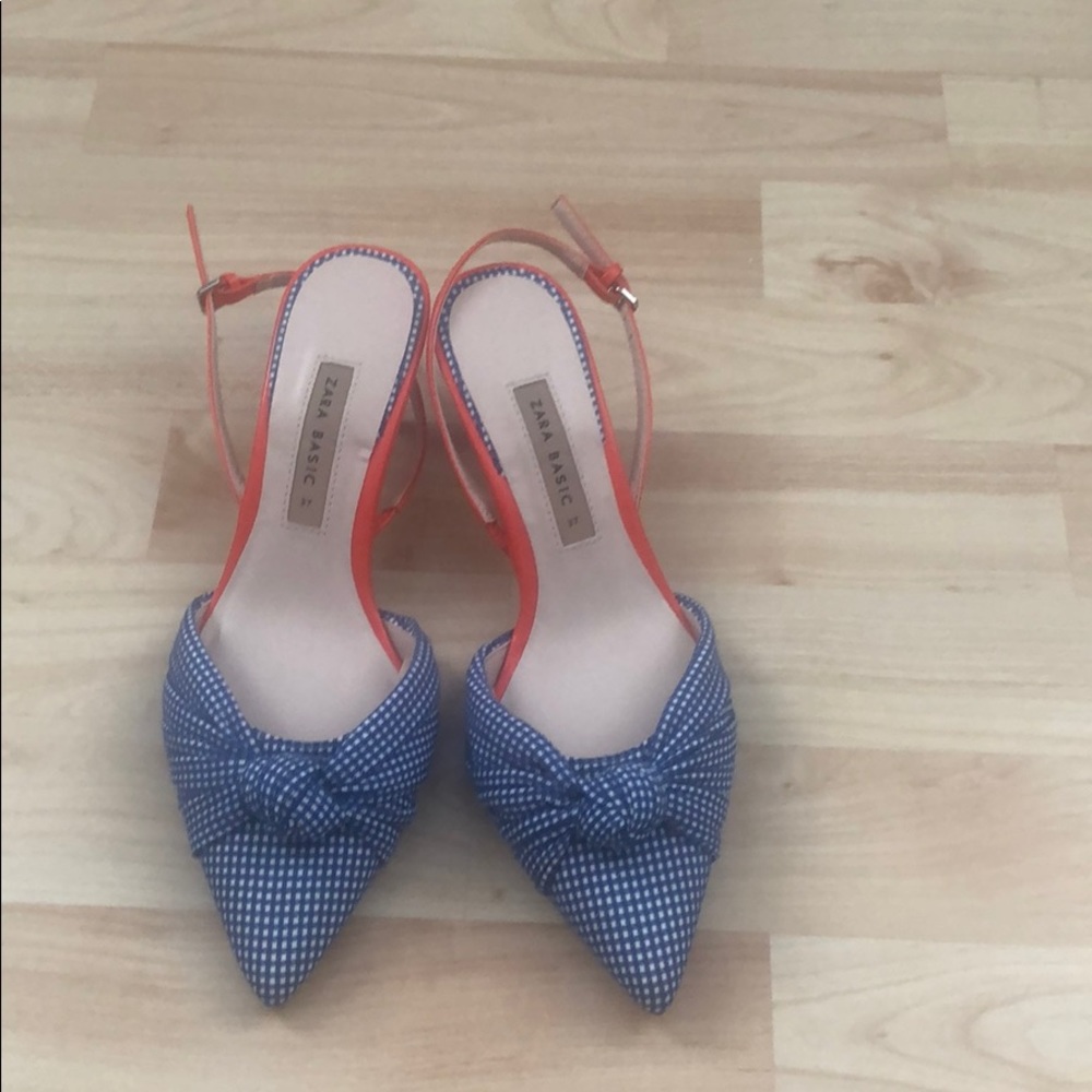 Zara,super cute shoes.😃